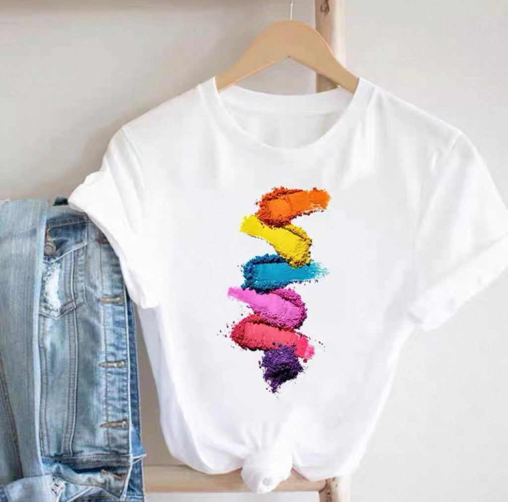 T-shirts graphiques pour femmes Canada | T-shirts imprimés cils et beauté
