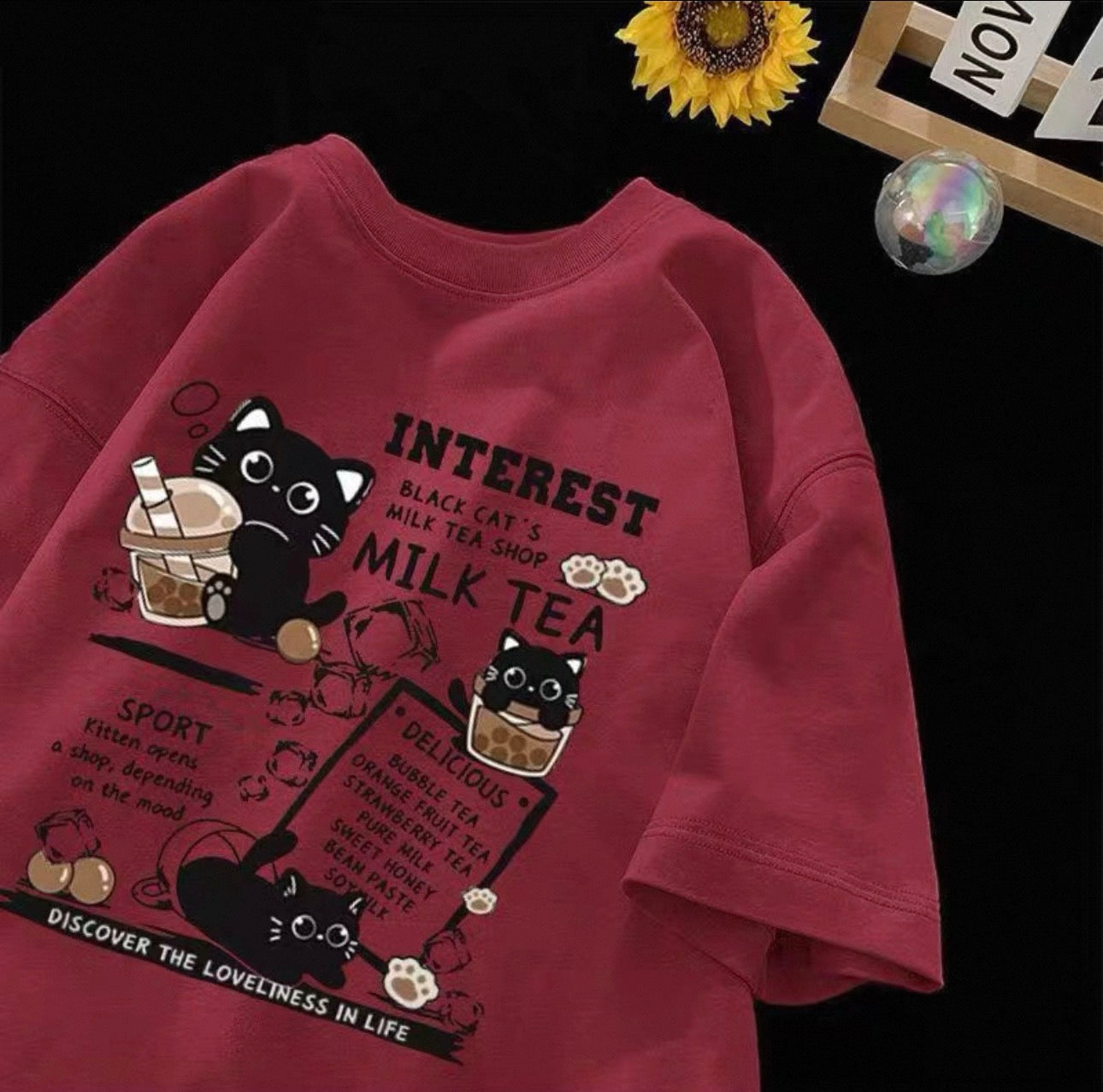 T-shirt graphique Lait Thé pour femme avec adorables chats noirs | Canada