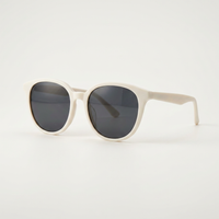 Lunettes de soleil œil-de-chat de protection UV pour femme | Canada