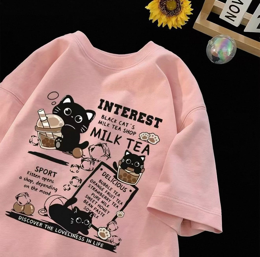 T-shirt graphique Lait Thé pour femme avec adorables chats noirs | Canada