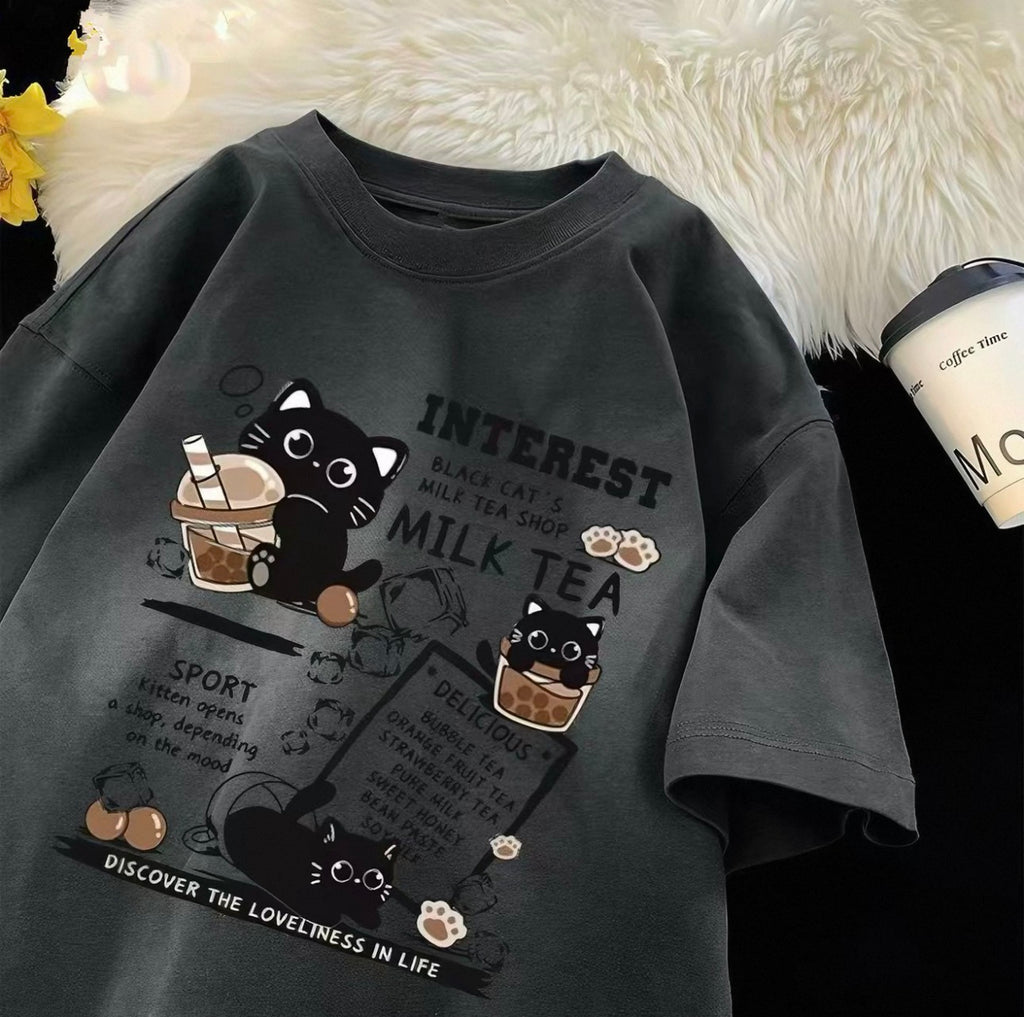 T-shirt graphique Lait Thé pour femme avec adorables chats noirs | Canada